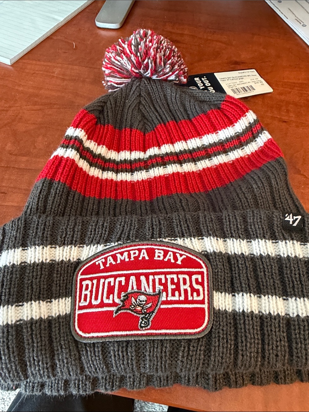 47 Tampa Bay Buccaneers Gray Red White Pom Pom Knit Beanie